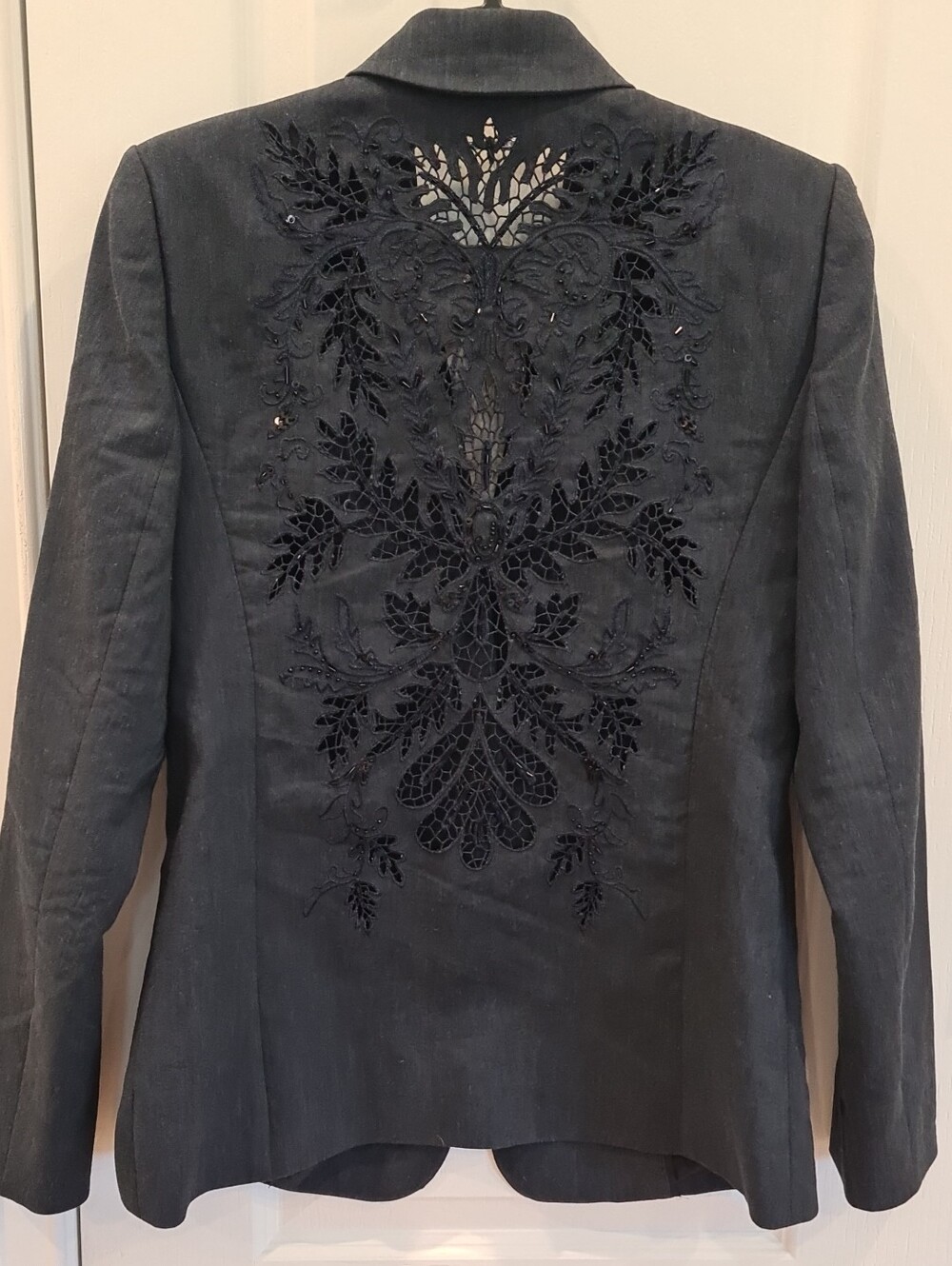 Elie Tahari - Women's Navy Embroidered Linen-Blend Blazer